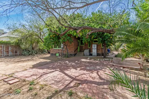 Exterior - 615 E 1st St, Tucson, AZ 85705 photo 3 of 6