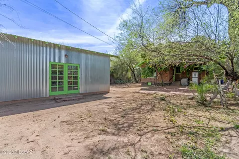 Exterior - 615 E 1st St, Tucson, AZ 85705 photo 6 of 6