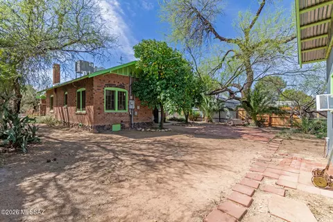 Exterior - 615 E 1st St, Tucson, AZ 85705 photo 2 of 6