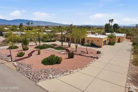 7820 E Calle De La Escarpa, Tucson, AZ 85750