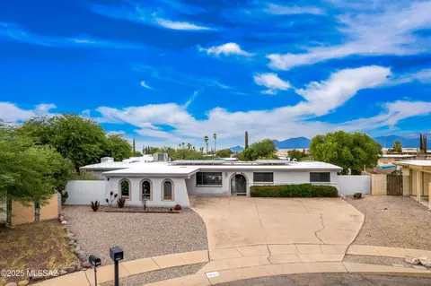 9605 E Creek St, Tucson, AZ 85730