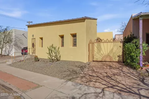 709 S Osborne Ave, Tucson, AZ 85701