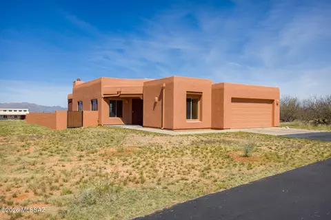 3203 W Thunder Pass Rd, Benson, AZ 85602