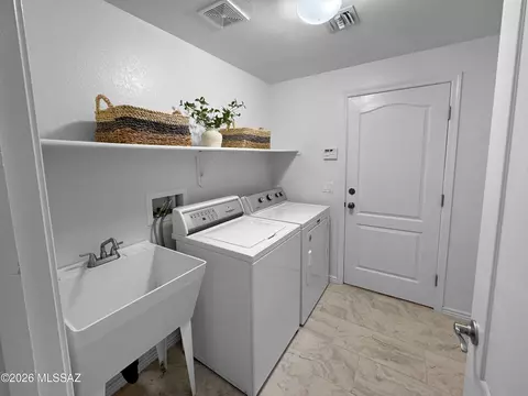 Other - 9006 E Autumn Sage St, Tucson, AZ 85747 photo 6 of 10