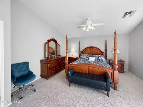Bedroom - 9006 E Autumn Sage St, Tucson, AZ 85747 photo 2 of 4