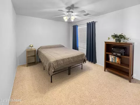 Bedroom - 9006 E Autumn Sage St, Tucson, AZ 85747 photo 4 of 4