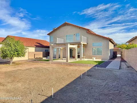 Exterior - 9006 E Autumn Sage St, Tucson, AZ 85747 photo 5 of 12