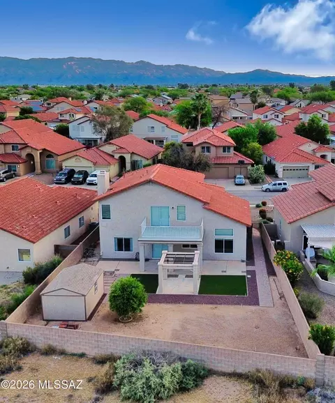 View/Area - 9006 E Autumn Sage St, Tucson, AZ 85747 photo 4 of 6