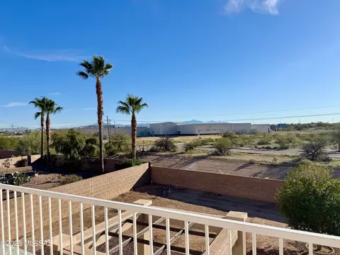 View/Area - 9006 E Autumn Sage St, Tucson, AZ 85747 photo 2 of 6