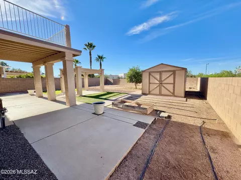 Exterior - 9006 E Autumn Sage St, Tucson, AZ 85747 photo 7 of 12