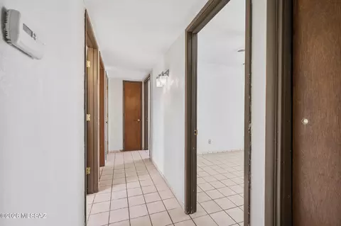 Entry Way - 2011 E Bantam Rd, Tucson, AZ 85706 photo 1 of 1