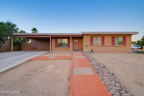 2011 E Bantam Rd, Tucson, AZ 85706