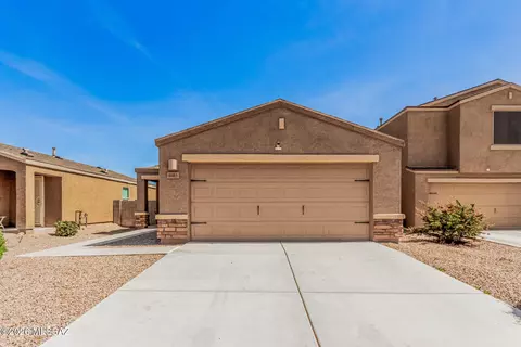 6033 S Kirtley Dr, Tucson, AZ 85706