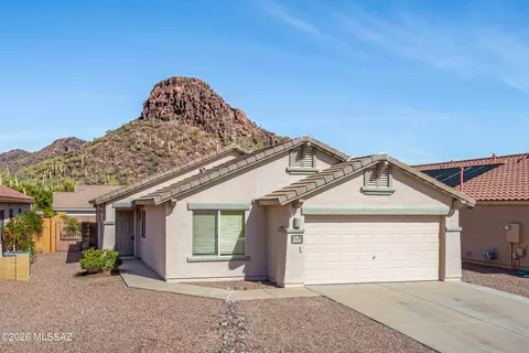 8248 W Lapis Moon Ln, Tucson, AZ 85743