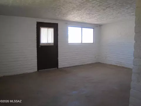 Living - 1207 E Klassen Ct, Pearce, AZ 85625 photo 1 of 1