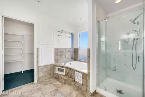 Bath - 7784 S Danforth Ave, Tucson, AZ 85747 photo 2 of 3