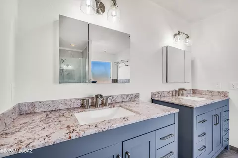 Bath - 7784 S Danforth Ave, Tucson, AZ 85747 photo 1 of 3