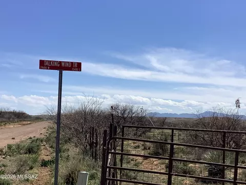 25317 W Talking Wind Trl, Willcox, AZ 85643 photo 4