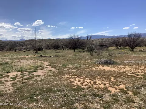 25317 W Talking Wind Trl, Willcox, AZ 85643 photo 6