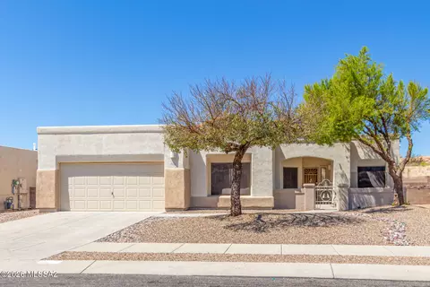 11701 N Pyramid Point Dr, Oro Valley, AZ 85737