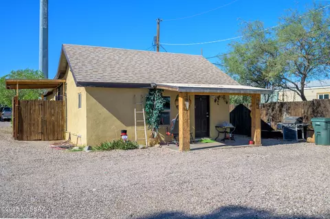 6838 S Nogales Hwy, Tucson, AZ 85756
