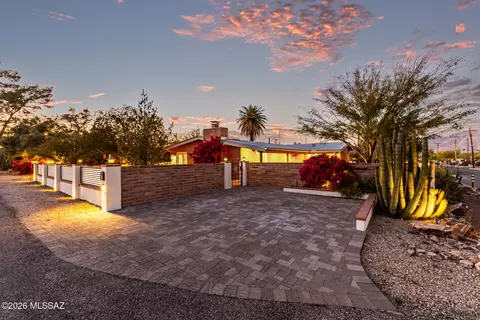 3685 E Baker Pl, Tucson, AZ 85716