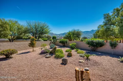64261 E Chippewa Ct, Tucson, AZ 85739