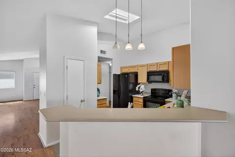 Kitchen - 9657 E Sascha St, Tucson, AZ 85748 photo 1 of 4