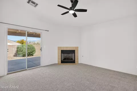 Living - 9657 E Sascha St, Tucson, AZ 85748 photo 5 of 7