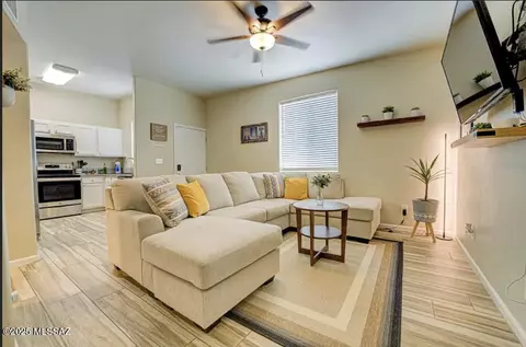 5025 E Lee St, Tucson, AZ 85712