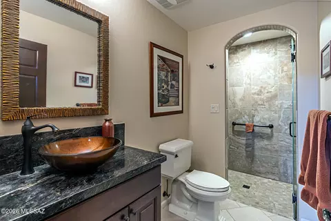 Bath - 7221 E Desert Moon Loop, Tucson, AZ 85750 photo 4 of 5