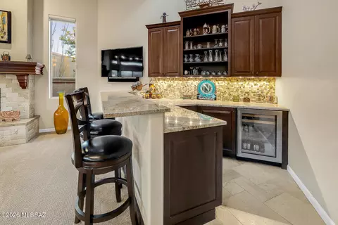 Kitchen - 7221 E Desert Moon Loop, Tucson, AZ 85750 photo 6 of 6