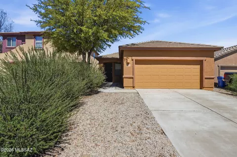 895 E Autumn Harvest Pl, Sahuarita, AZ 85629