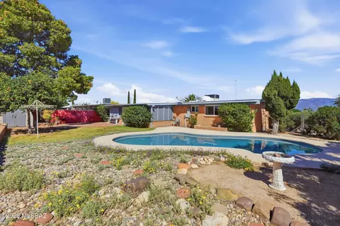 9332 E Trail Ridge Pl, Tucson, AZ 85710
