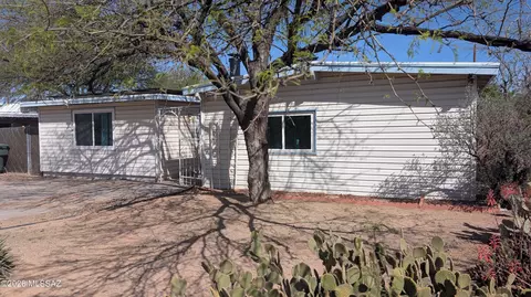 25 E Los Reales Rd, Tucson, AZ 85756