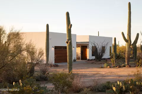 12175 W Dancing Raven Rd, Tucson, AZ 85743