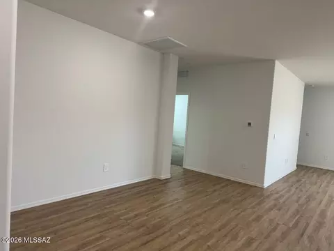 Living - 1118 S Grantham Dr, Vail, AZ 85641 photo 2 of 2