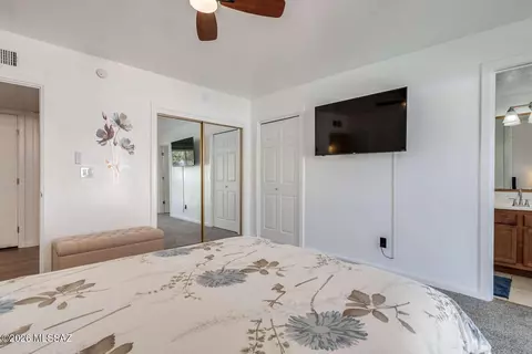 Bedroom - 9870 E Celeste Dr, Tucson, AZ 85730 photo 3 of 10