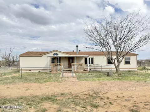 2512 N Calle Siete, Huachuca City, AZ 85616