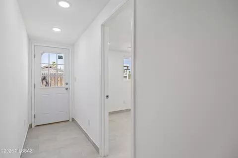 Entry Way - 3675 E Shepherd Pl, Tucson, AZ 85713 photo 1 of 1