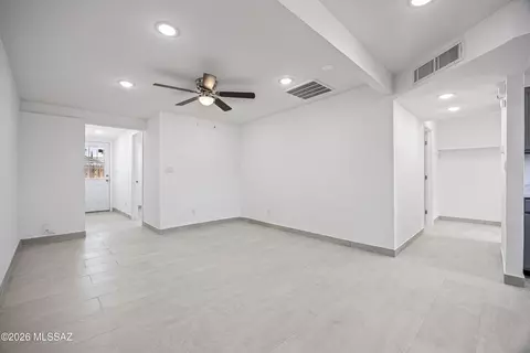 Living - 3675 E Shepherd Pl, Tucson, AZ 85713 photo 4 of 6