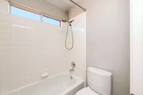 Bath - 9005 E Sugar Sumac St, Tucson, AZ 85747 photo 5 of 6