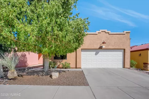 2772 N Bell Hollow Pl, Tucson, AZ 85745