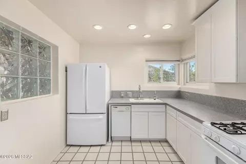 Kitchen - 2250 E Silver St, Tucson, AZ 85719 photo 6 of 6