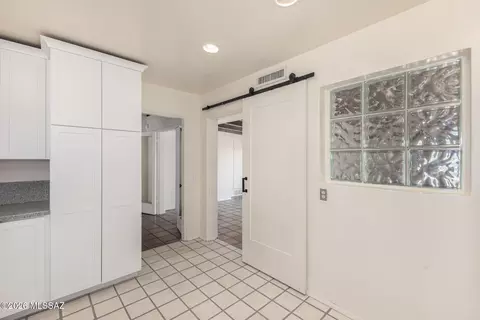 Entry Way - 2250 E Silver St, Tucson, AZ 85719 photo 1 of 1