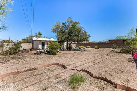 Exterior - 2250 E Silver St, Tucson, AZ 85719 photo 11 of 13
