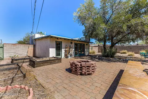 Exterior - 2250 E Silver St, Tucson, AZ 85719 photo 7 of 13
