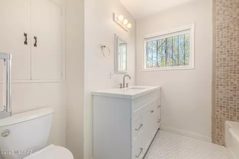 Bath - 2250 E Silver St, Tucson, AZ 85719 photo 1 of 2