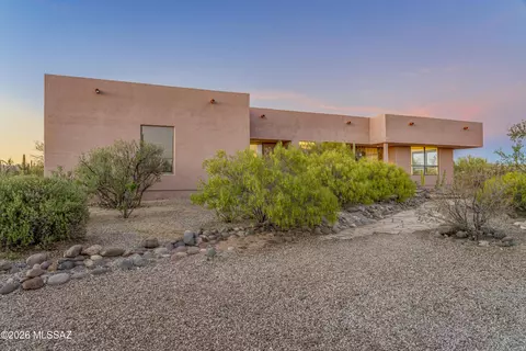 4350 W Flying Diamond Dr, Tucson, AZ 85742