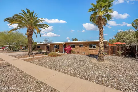 Exterior - 6021 Eli St, Tucson, AZ 85711 photo 9 of 9